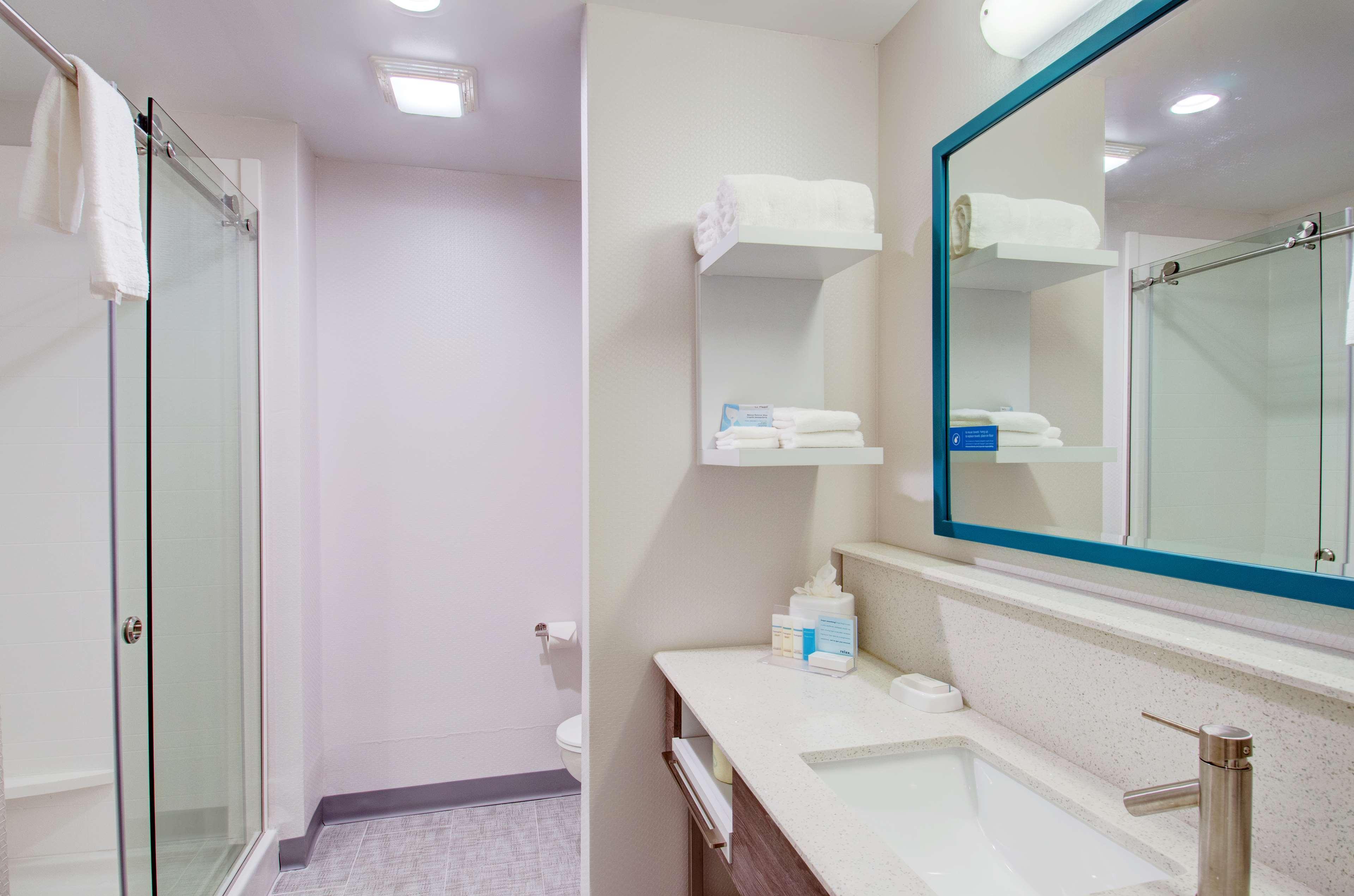 Hampton Inn & Suites Boston/Стоутън Екстериор снимка