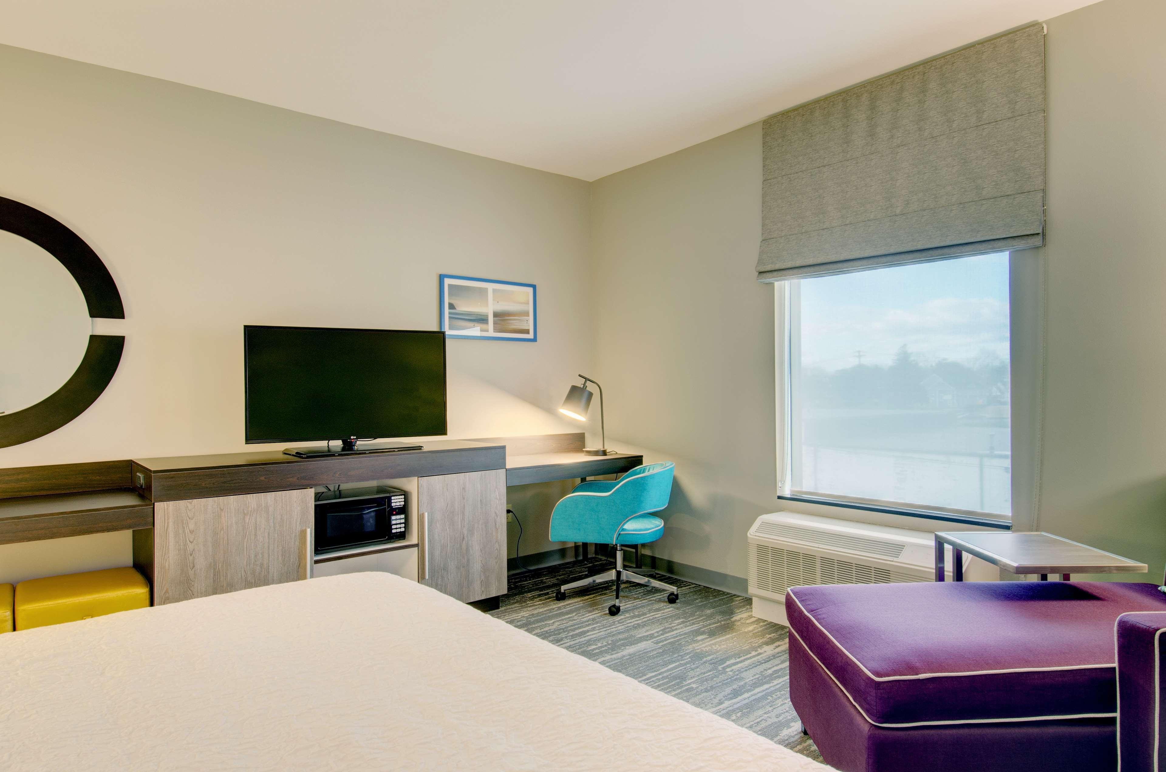 Hampton Inn & Suites Boston/Стоутън Екстериор снимка