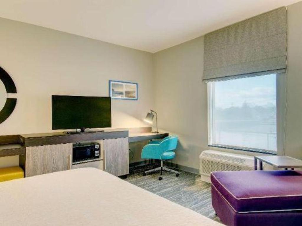 Hampton Inn & Suites Boston/Стоутън Екстериор снимка